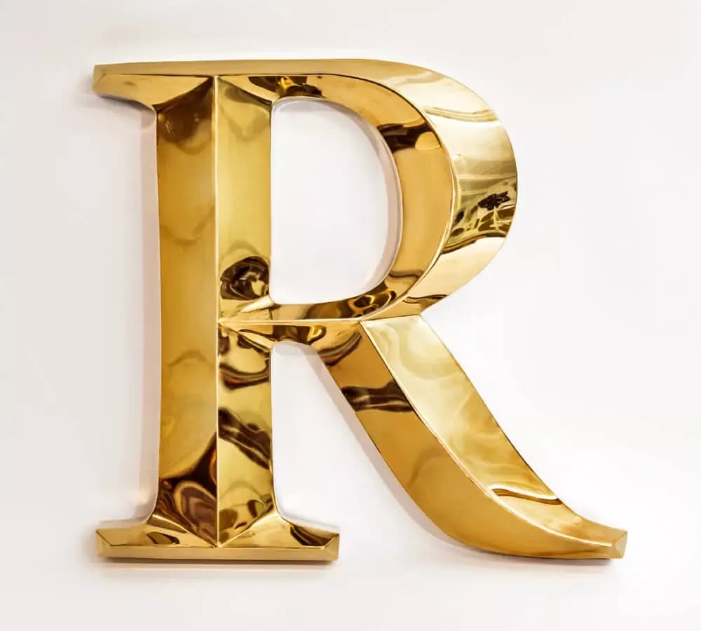 Litery pryzmatyczne Litery pryzmatyczne